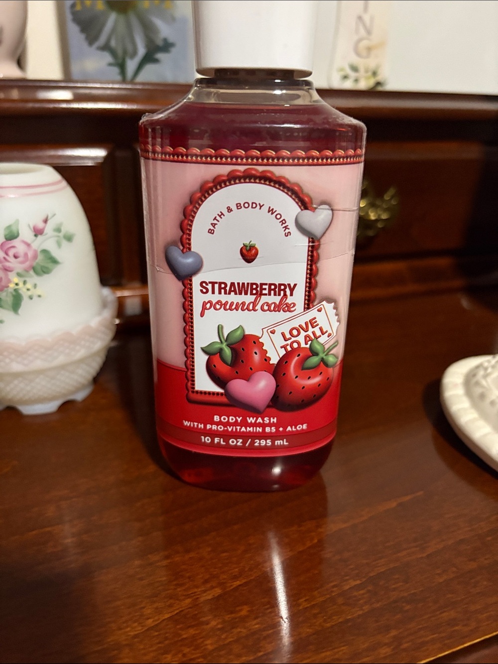 Bath & Body Works Strawberry Pound Cake Body Wash - Pink, Red